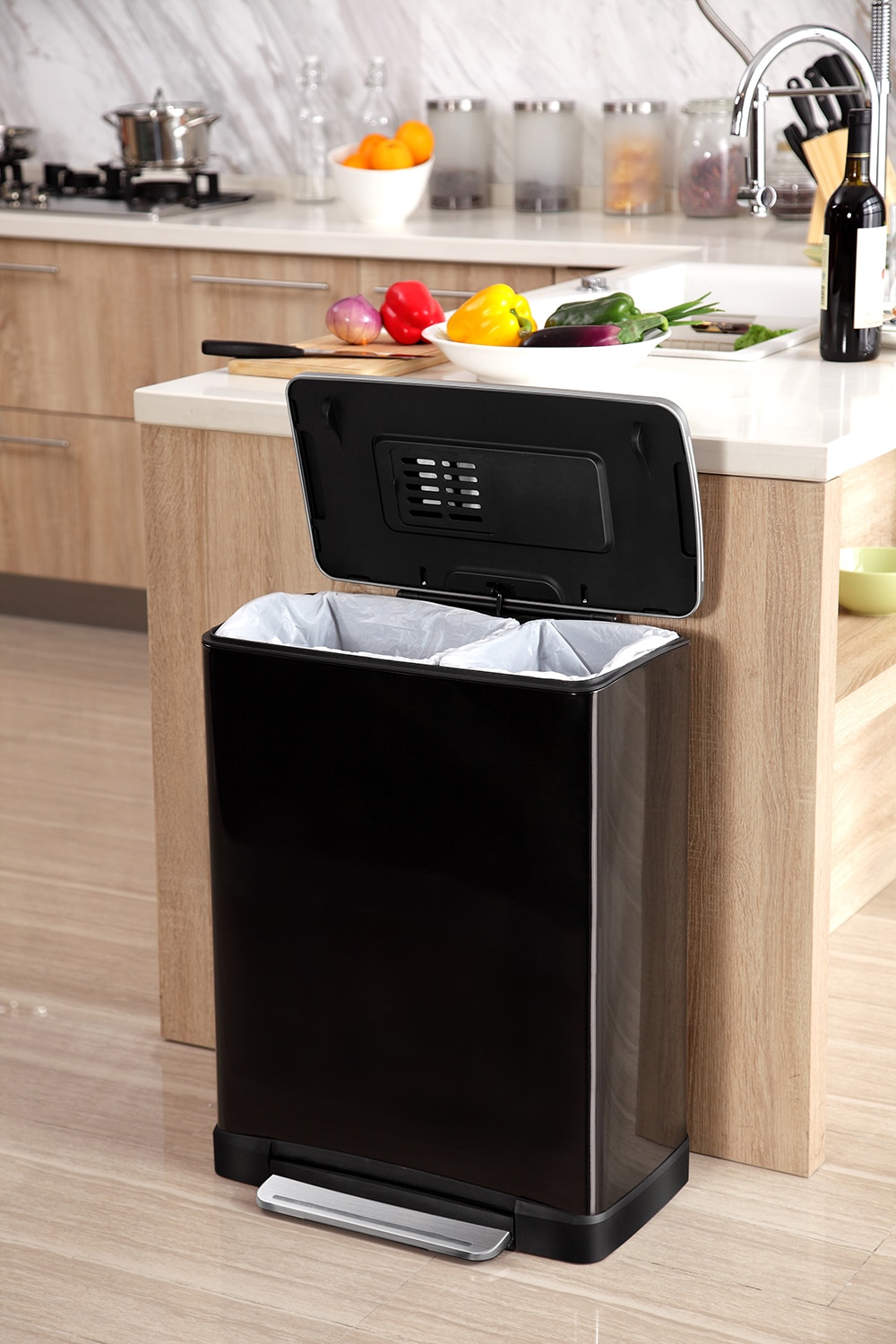 E-Cube Recycle Step Bin 28+18L Black